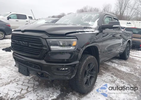 2021 Ram 1500 Big Horn 4X4 6'4 Box z USA, uszkodzony, nr VIN 1C6SRFBT1MN723011